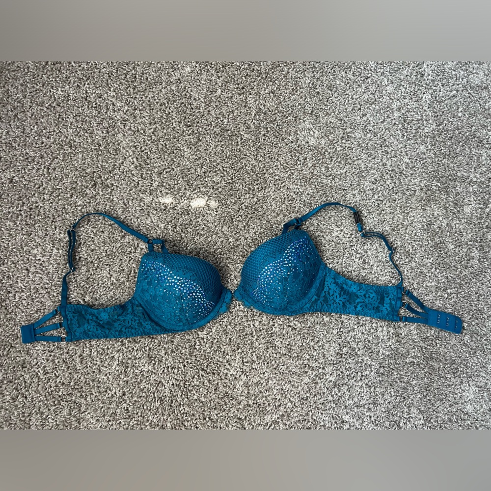 Victoria's Secret Teal Bra with Rhinestone Details 36A